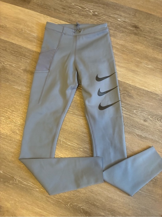 Nike Pants - Women’s nike dri fit training/compression pants XS color is blue/grey